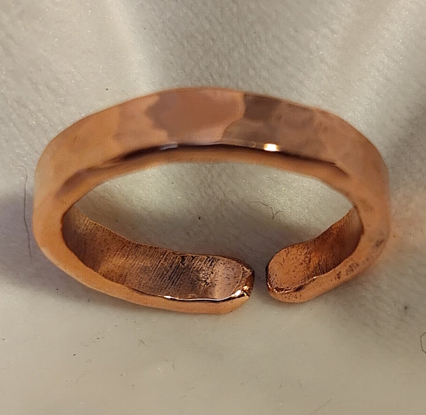 Anello in rame “Grishild”