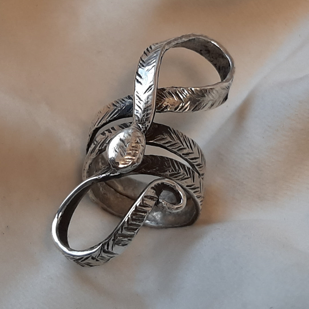 Anello in argento “Serpens Cauda”