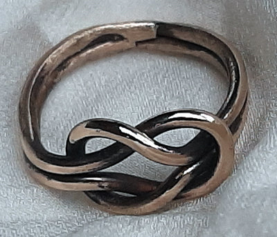 Anello nodo piano in bronzo