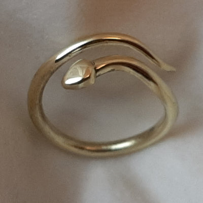 Anello serpentello in ottone”Hermes”