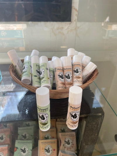 Balsamo labbra con calendula e camomilla